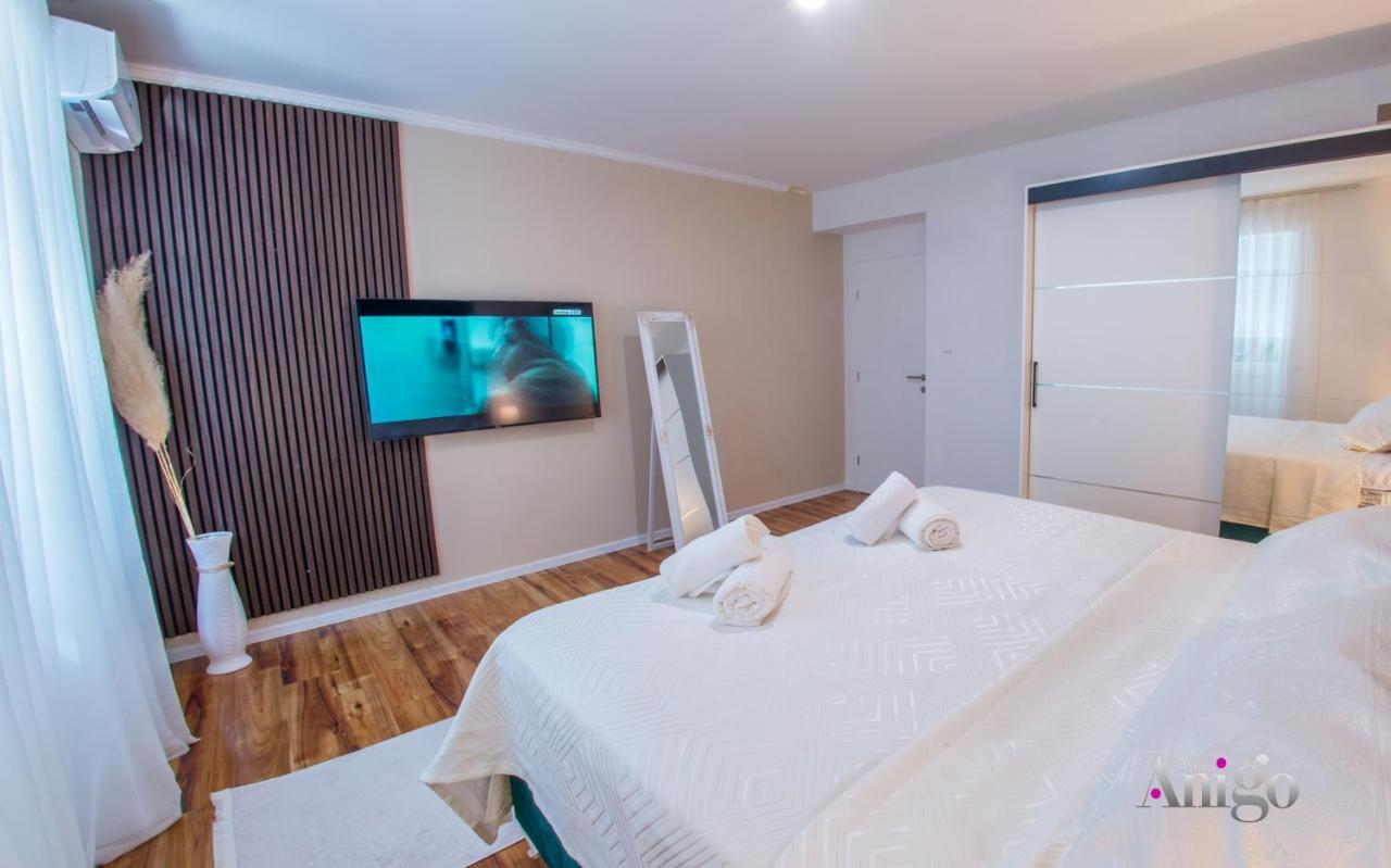 Luxury Apartment Black And Gold Mostar Zewnętrze zdjęcie